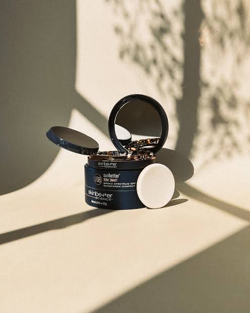 SkinBetter Tone Smart Compact
